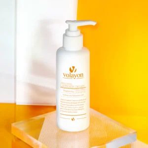 볼라욘 라티닉스 크림 (칙칙한 피부를 위한 비타민 브라이트닝 & 광채 보습 크림)