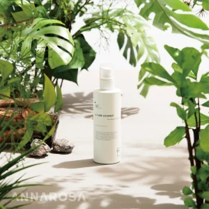 안나로자 에스큐어 에센스 (예민하고 메마른 피부를 편안하게 다독이는 수분 진정 에센스)